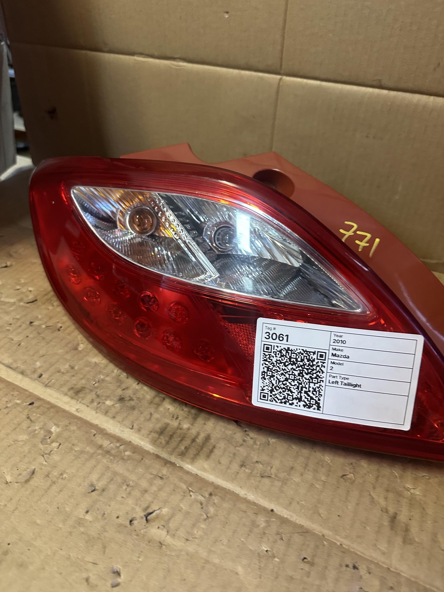 2010   Left Taillight