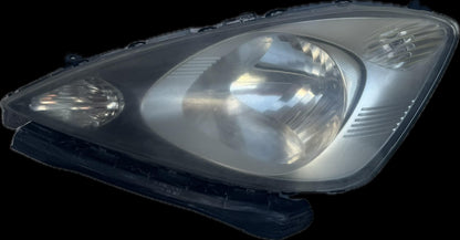 2009   Left Headlight