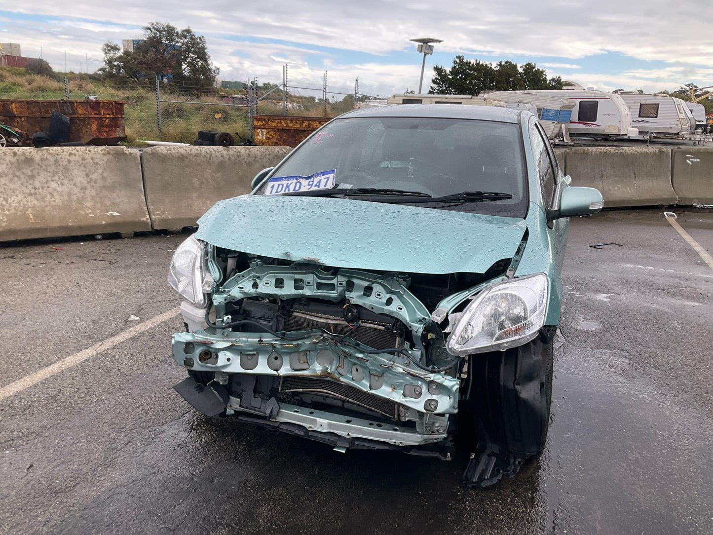 Toyota 
Yaris