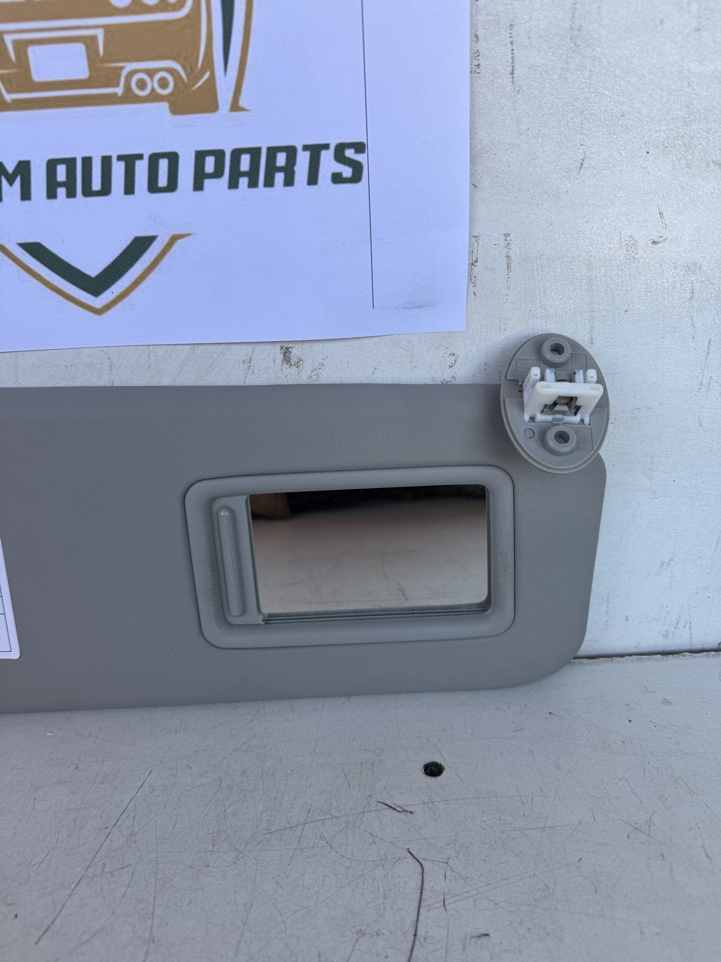 2017 Toyota RAV4 Station Wagon Right Sun Visor