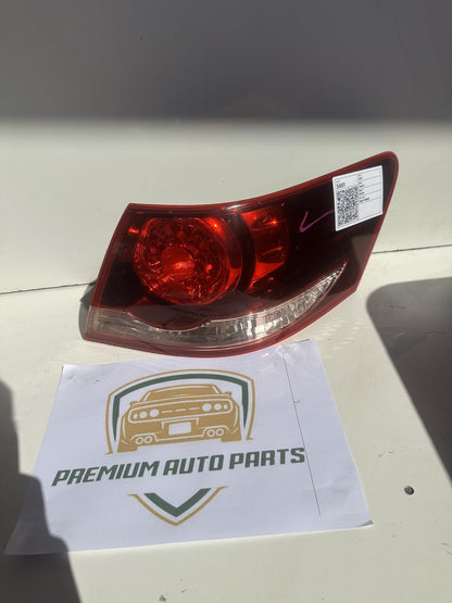 2006-2012 Toyota Aurion V40 Sedan Right Taillight 06-123