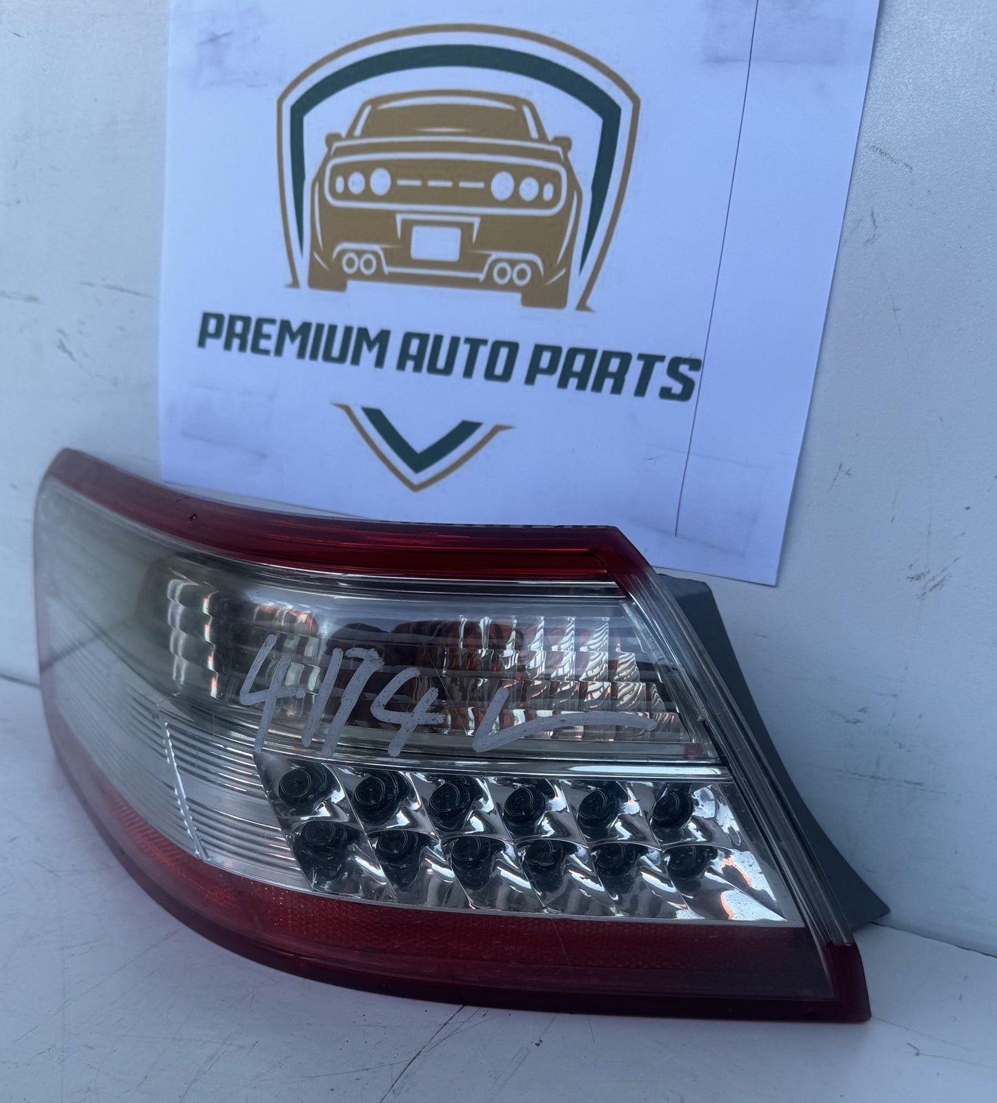 2010  XV40 Left Taillight