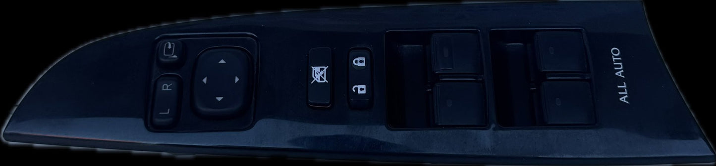 2010  E20 Master Power Window Switch