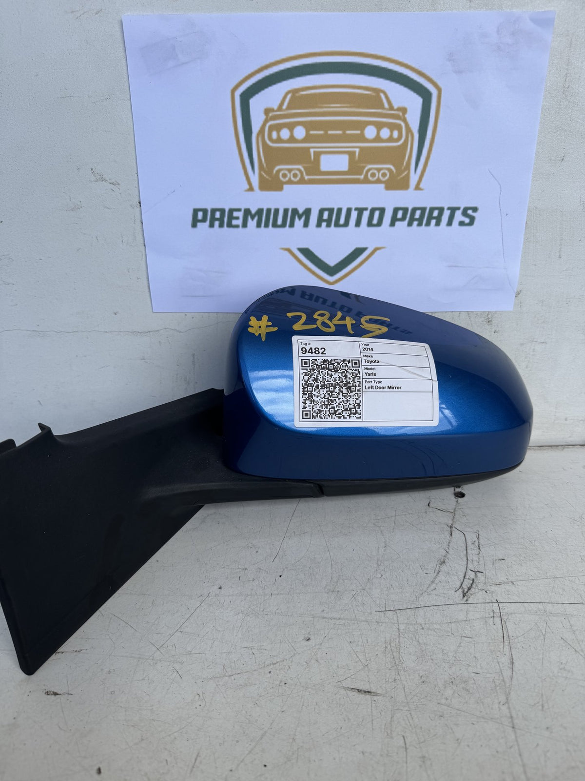 2014 Toyota Yaris Hatchback Left Door Mirror k96