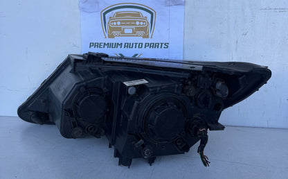 2014 Kia Sorento XM Station Wagon Right Headlight