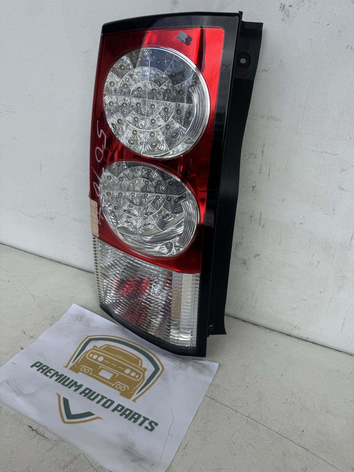 2012 Land Rover Range Rover Station Wagon Left Taillight