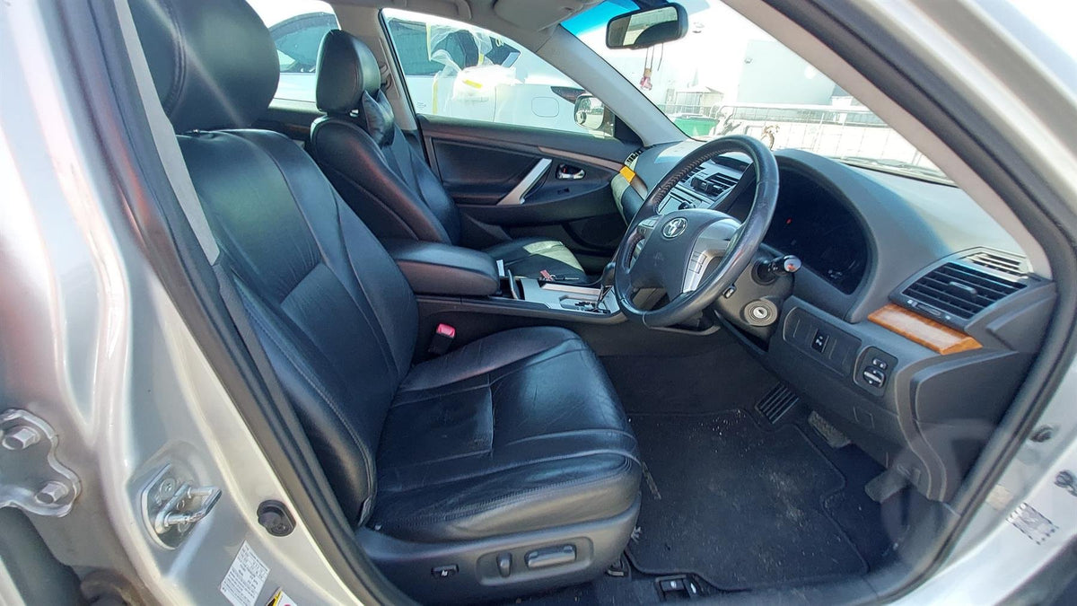 2010 Toyota Aurion