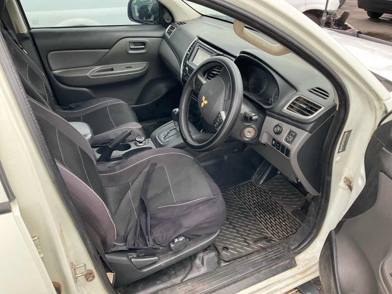 2016 Mitsubishi Triton Omega MQ