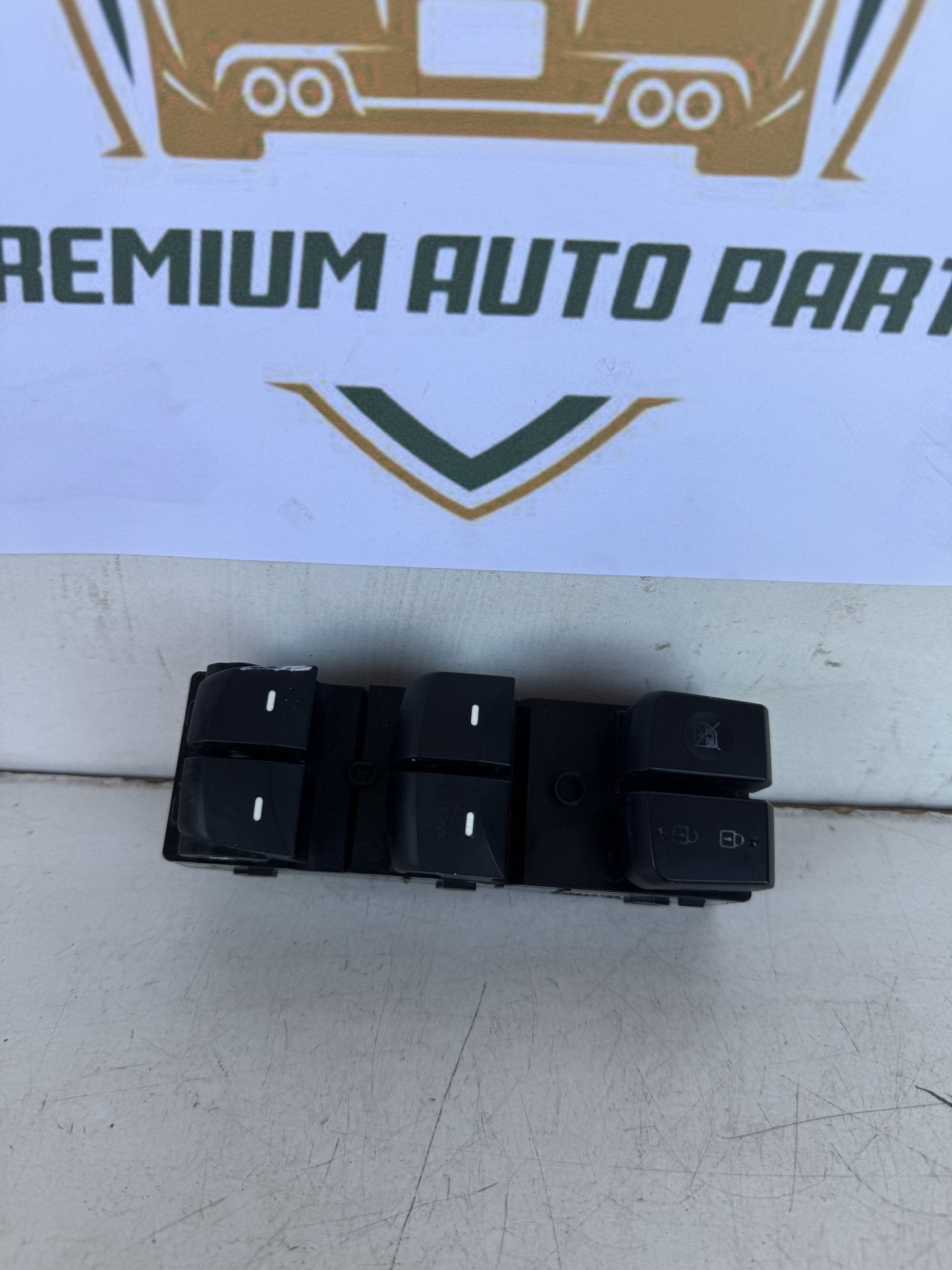 2013 Hyundai Elantra MD Sedan Master Power Window Switch