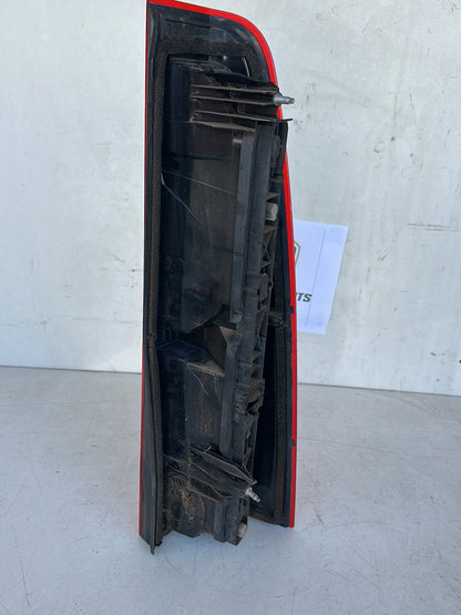 2016 Renault Master Cargo Van Left Taillight