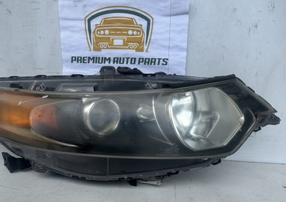 2009  CU Right Headlight