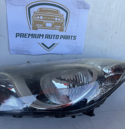 2013 Hyundai Elantra MD Sedan Left Headlight