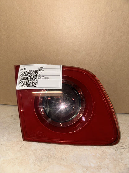 Left Boot Light, P2775, 2004