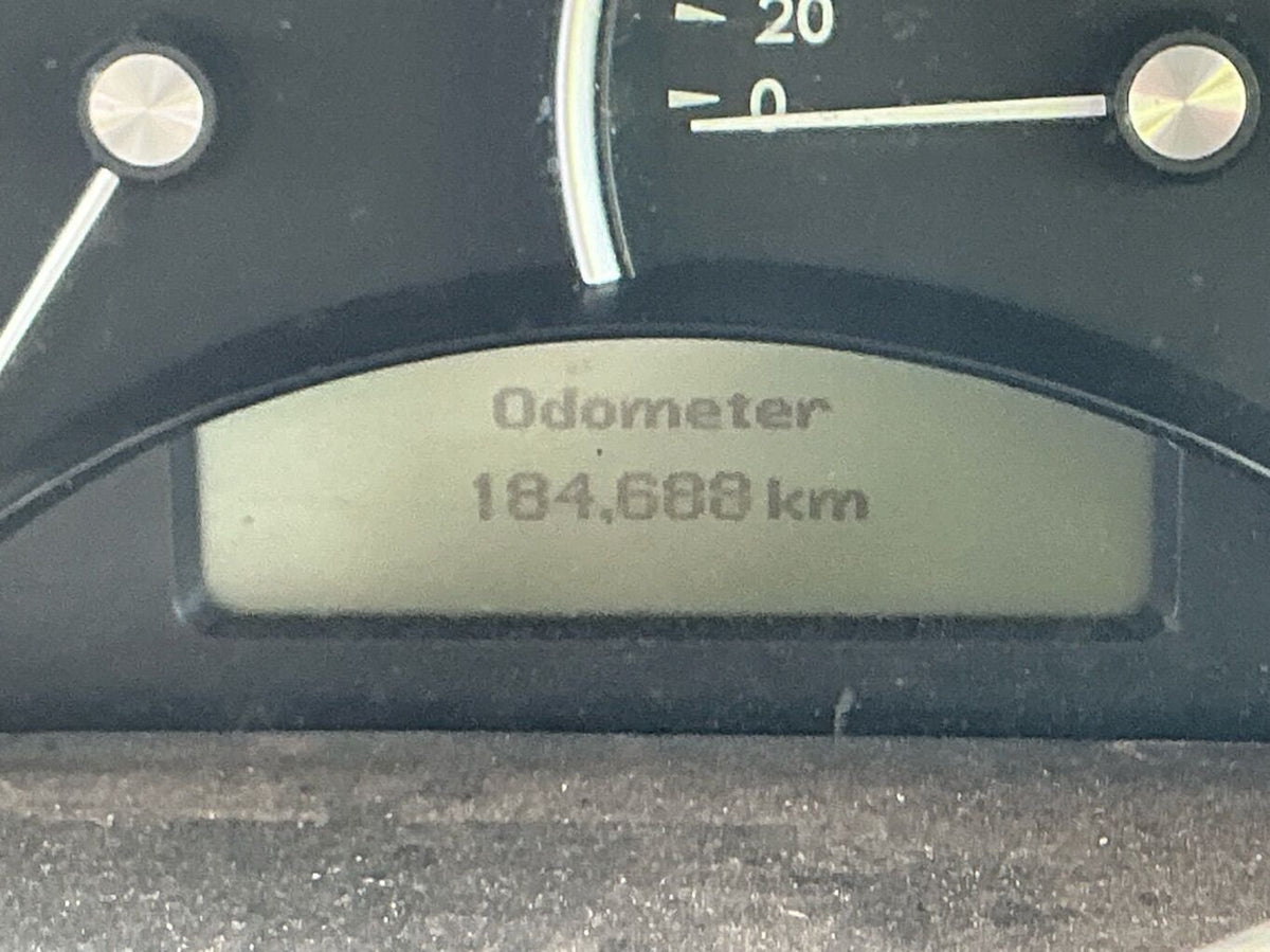 2005 Holden Adventra LX6 VZ