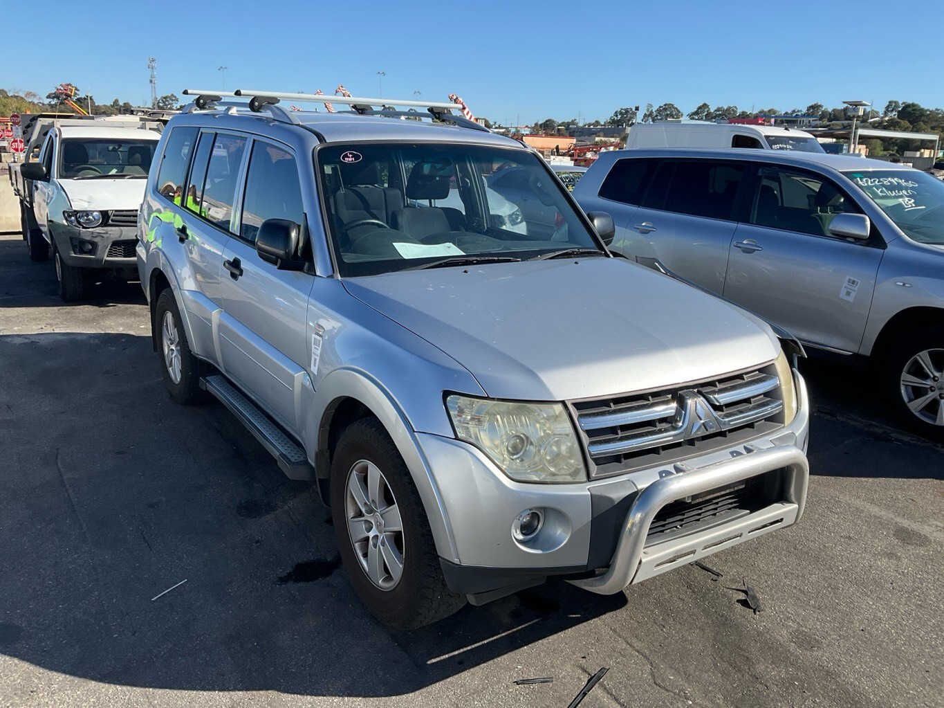 2009 Mitsubishi Pajero  NTStation Wagon 
Mitsubishi
Pajero