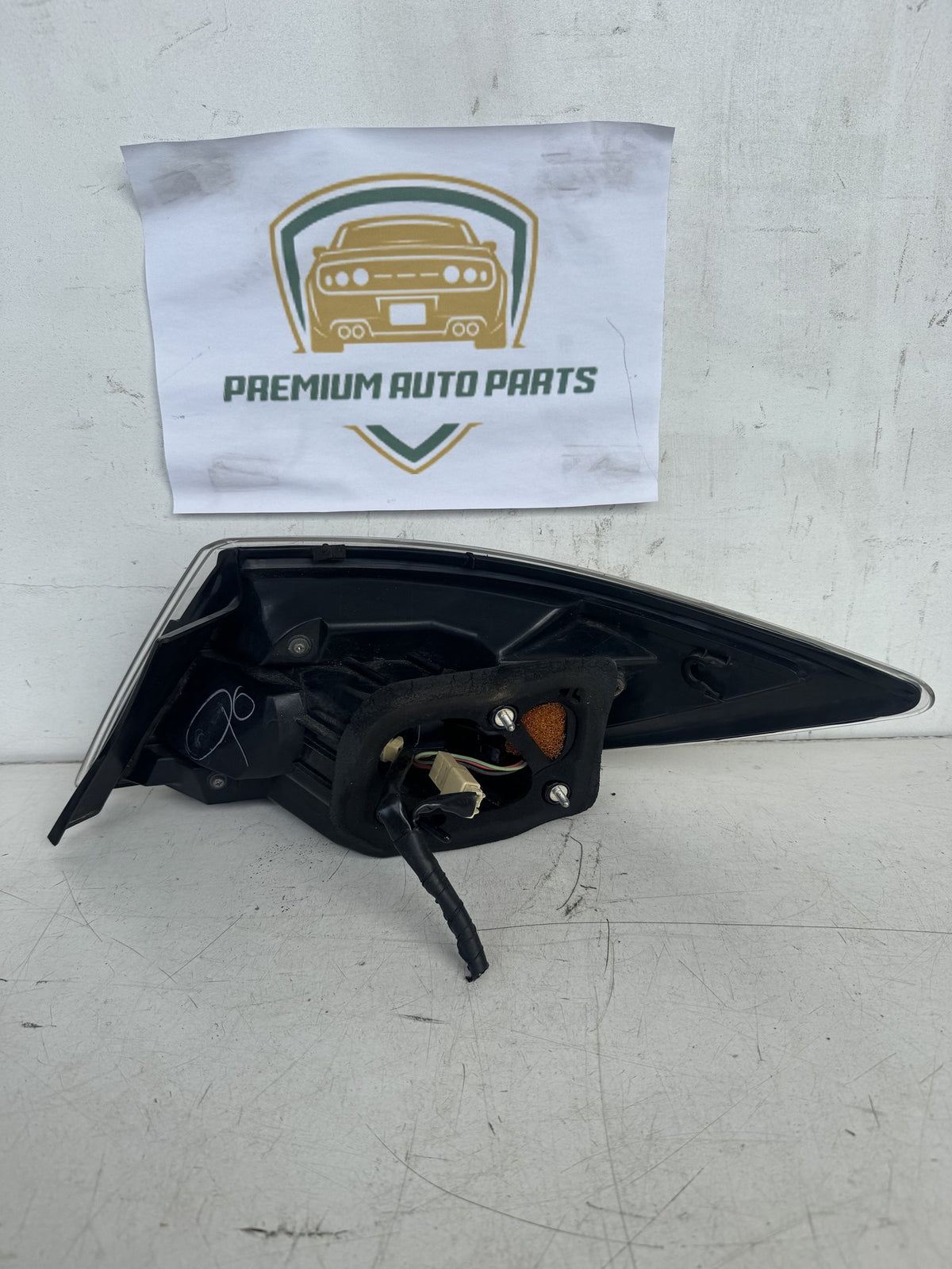 2008 Mazda Mazda6 Hatchback Left Taillight