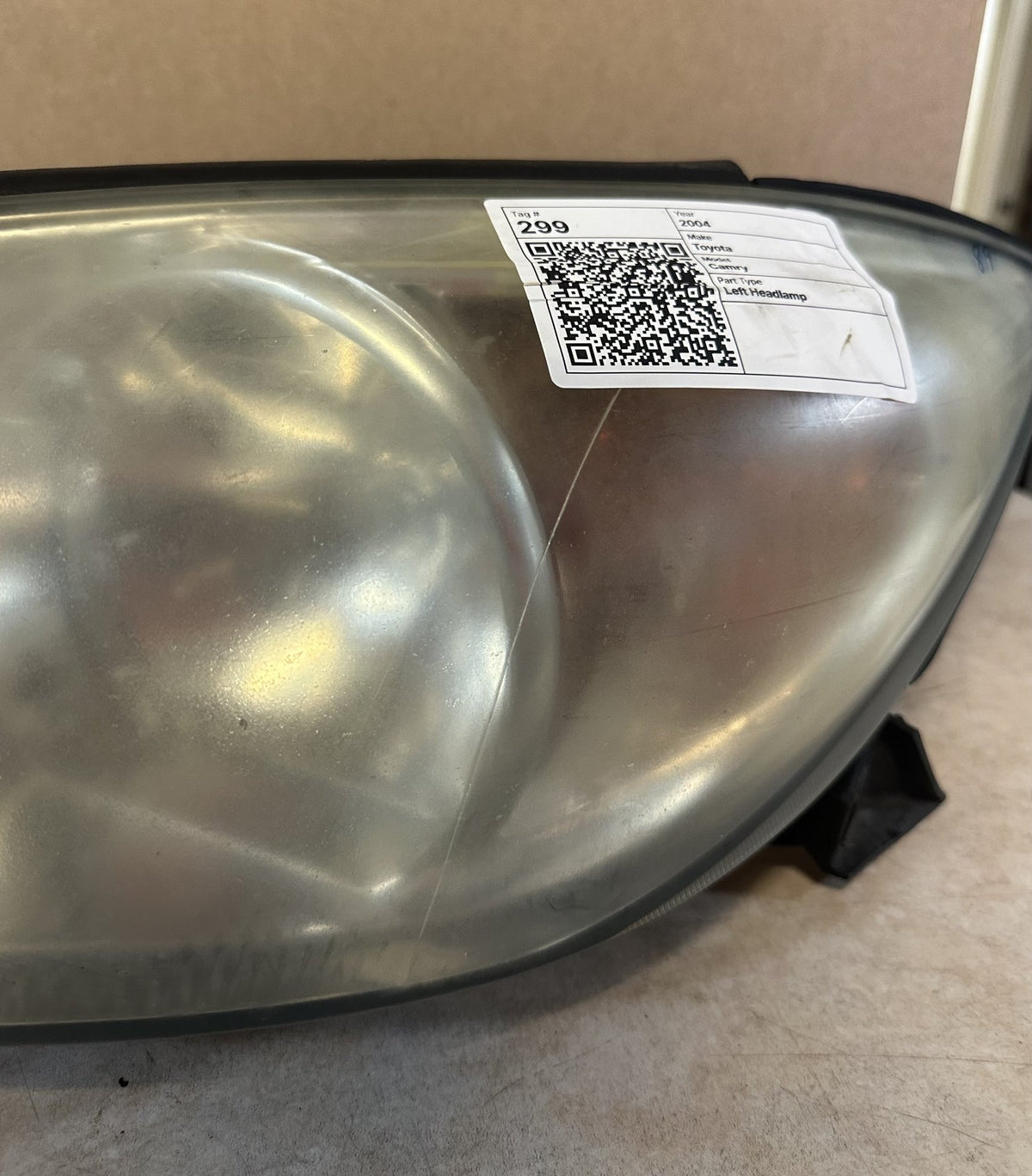 2004 Toyota Camry Sedan Left Headlight 81150