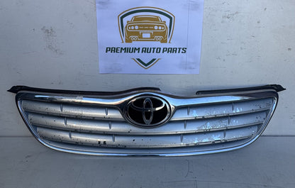 2004 Toyota Corolla Station Wagon Grille 53111-1A500
