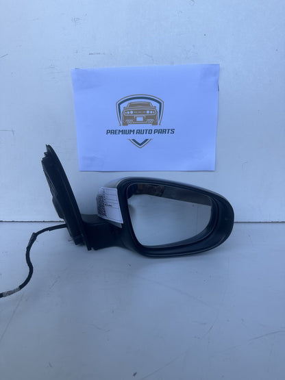 2010 Volkswagen Golf Station Wagon Right Door Mirror 021025