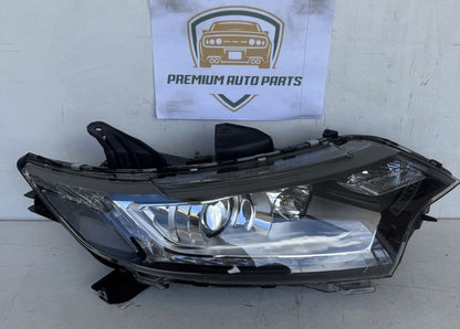 2017 Mitsubishi Outlander GF*W Station Wagon Right Headlight