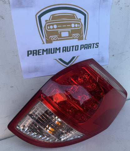 2006   Right Taillight