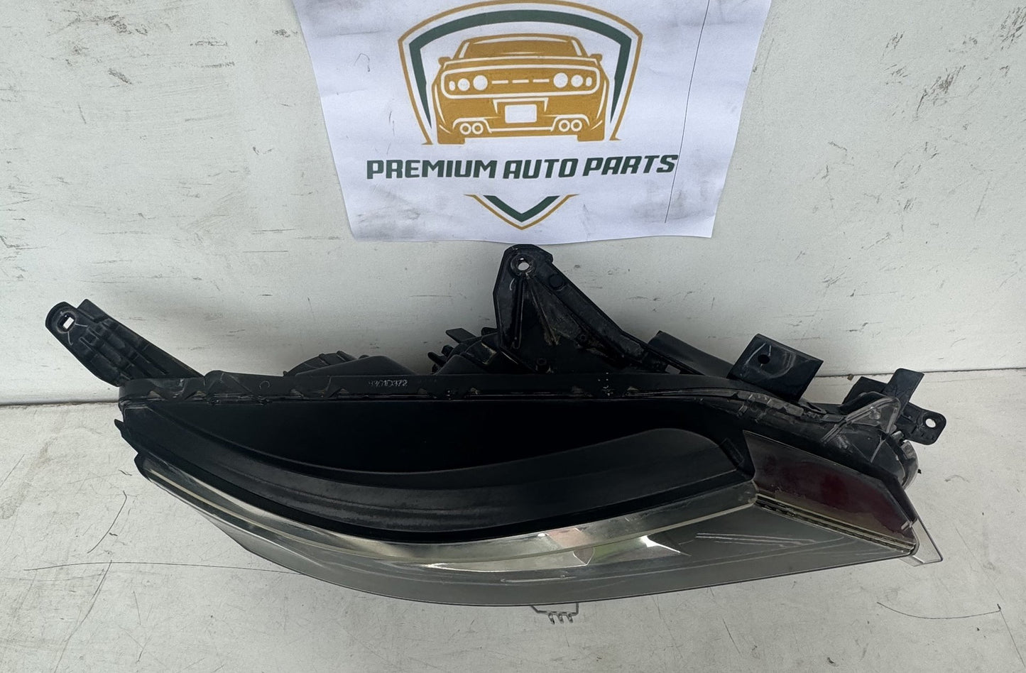 2019   Right Headlight