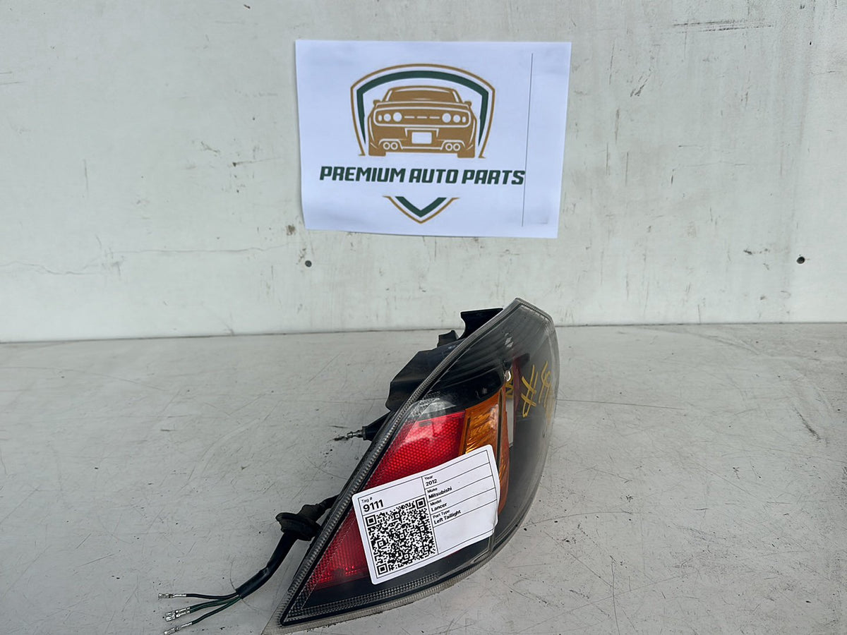 2012 Mitsubishi Lancer Sedan Left Taillight