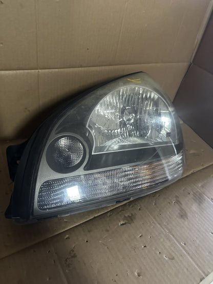 2008 Hyundai Tucson JM Station Wagon Left Headlight