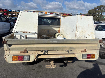 2002 Toyota Hilux N100