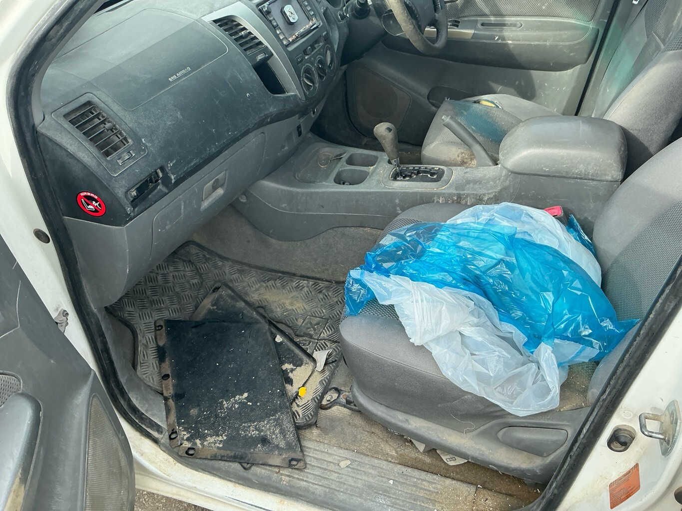 2010 Toyota Hilux SR5 N70