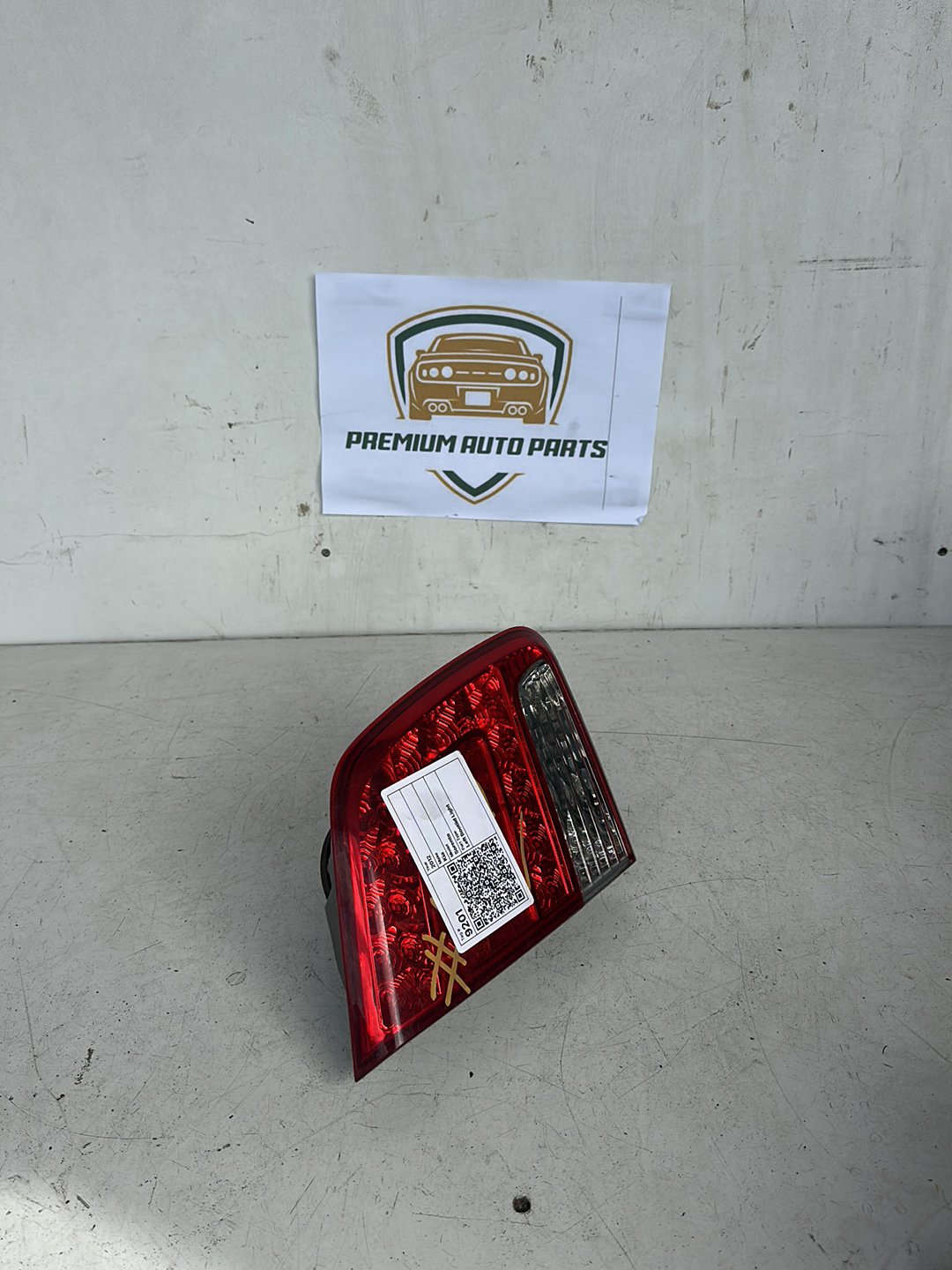 2012 Kia Sorento Station Wagon Left Bootlid Light