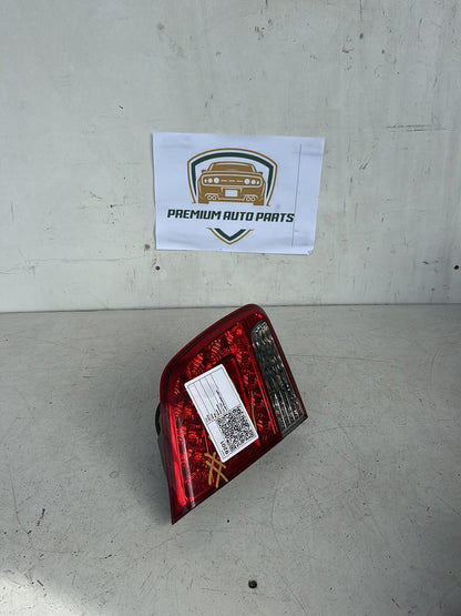 2012 Kia Sorento Station Wagon Left Bootlid Light
