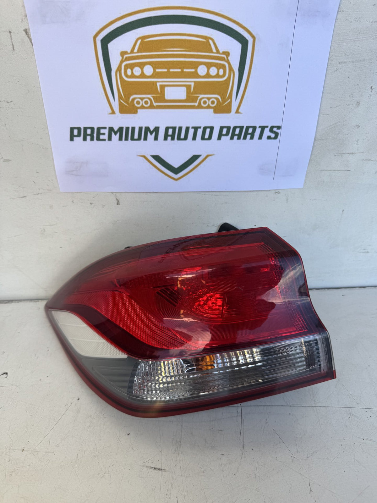 2020 Hyundai i30 PD Hatchback Left Taillight 92401-G30