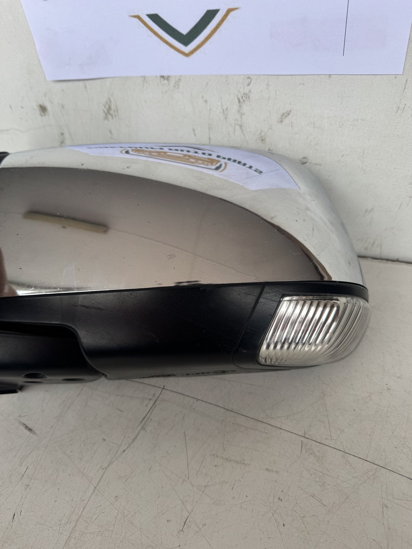 2013 Isuzu D-Max Pickup Left Door Mirror