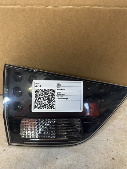 2010 Mitsubishi Outlander - Left Boot Light