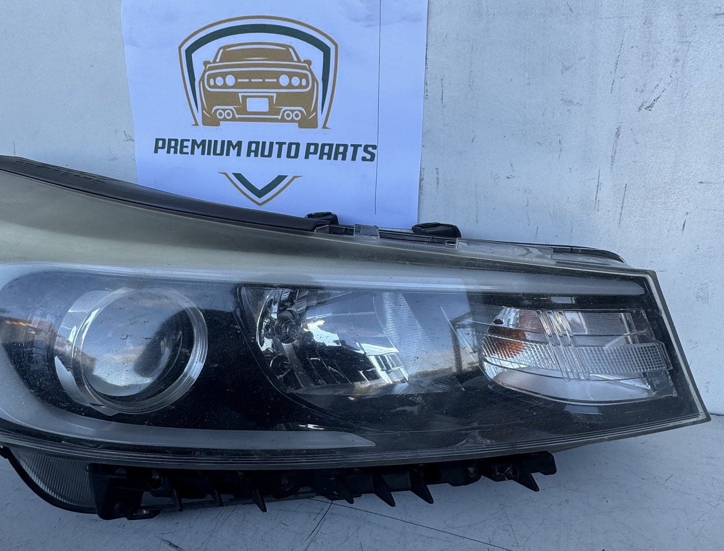 2016 Kia Cerato YD Sedan Right Headlight
