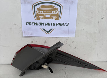 2008 Toyota Tarago Station Wagon Left Taillight