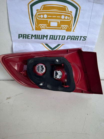 2005   Right Taillight