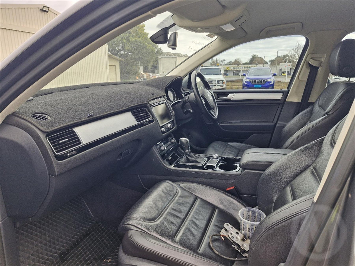 2015 Volkswagen Touareg MK2- 7P