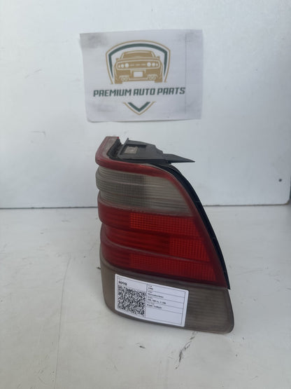 1996 Mercedes-Benz S280 Sedan Right Taillight 199200
