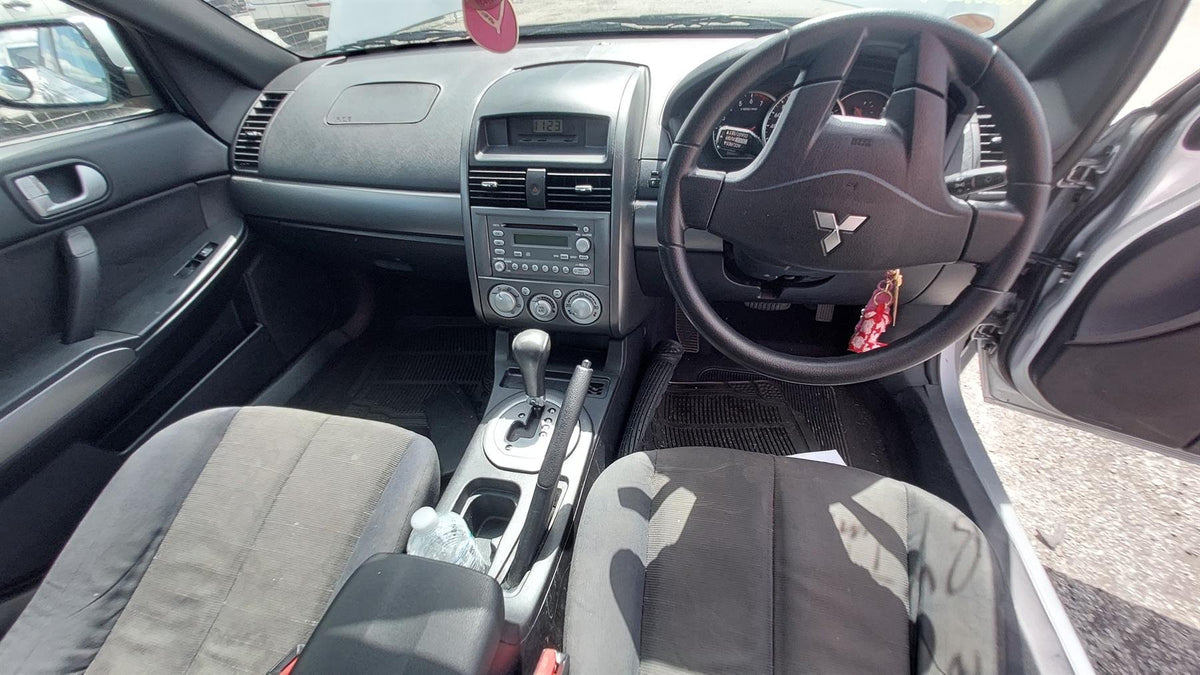 2007 Mitsubishi 380