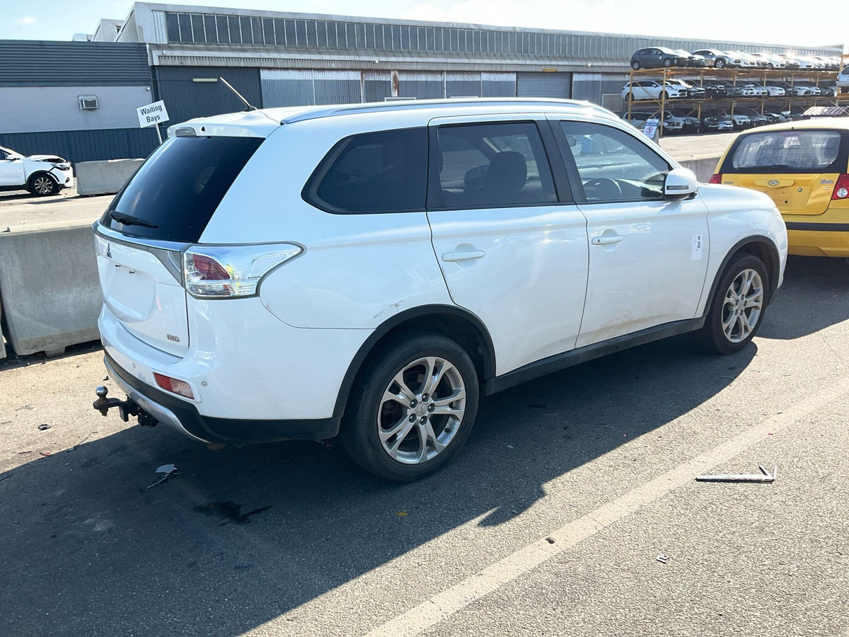 2014 Mitsubishi Outlander ZJ