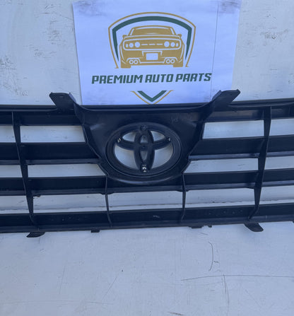 2007-2014 Toyota Kluger U40 SUV Grille 53111-48110