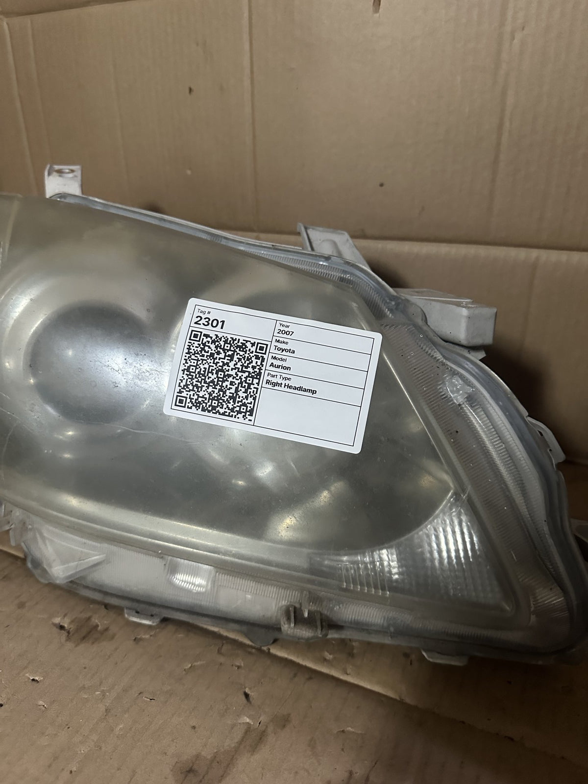 2007 Toyota Aurion Sedan Right Headlight 06-119