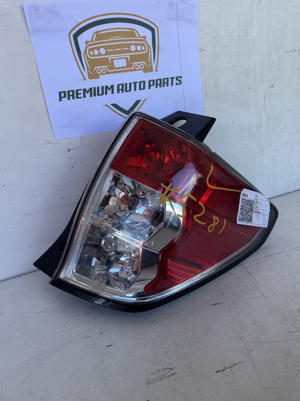 2011 Subaru Forester Right Taillight