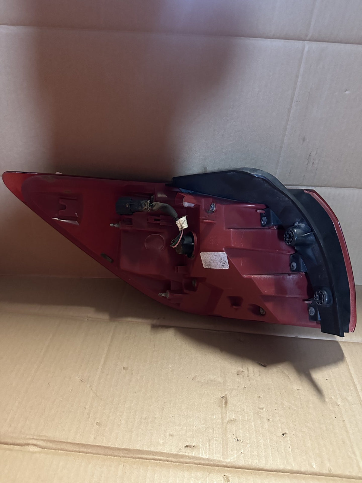 2010-2013 Kia Sportage SL SUV Right Taillight 92401