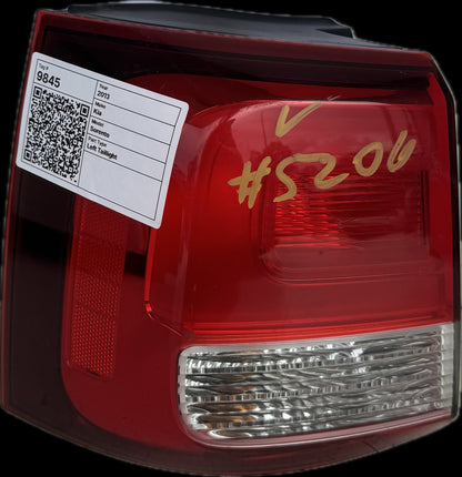 2013 Kia Sorento XM Station Wagon Left Taillight