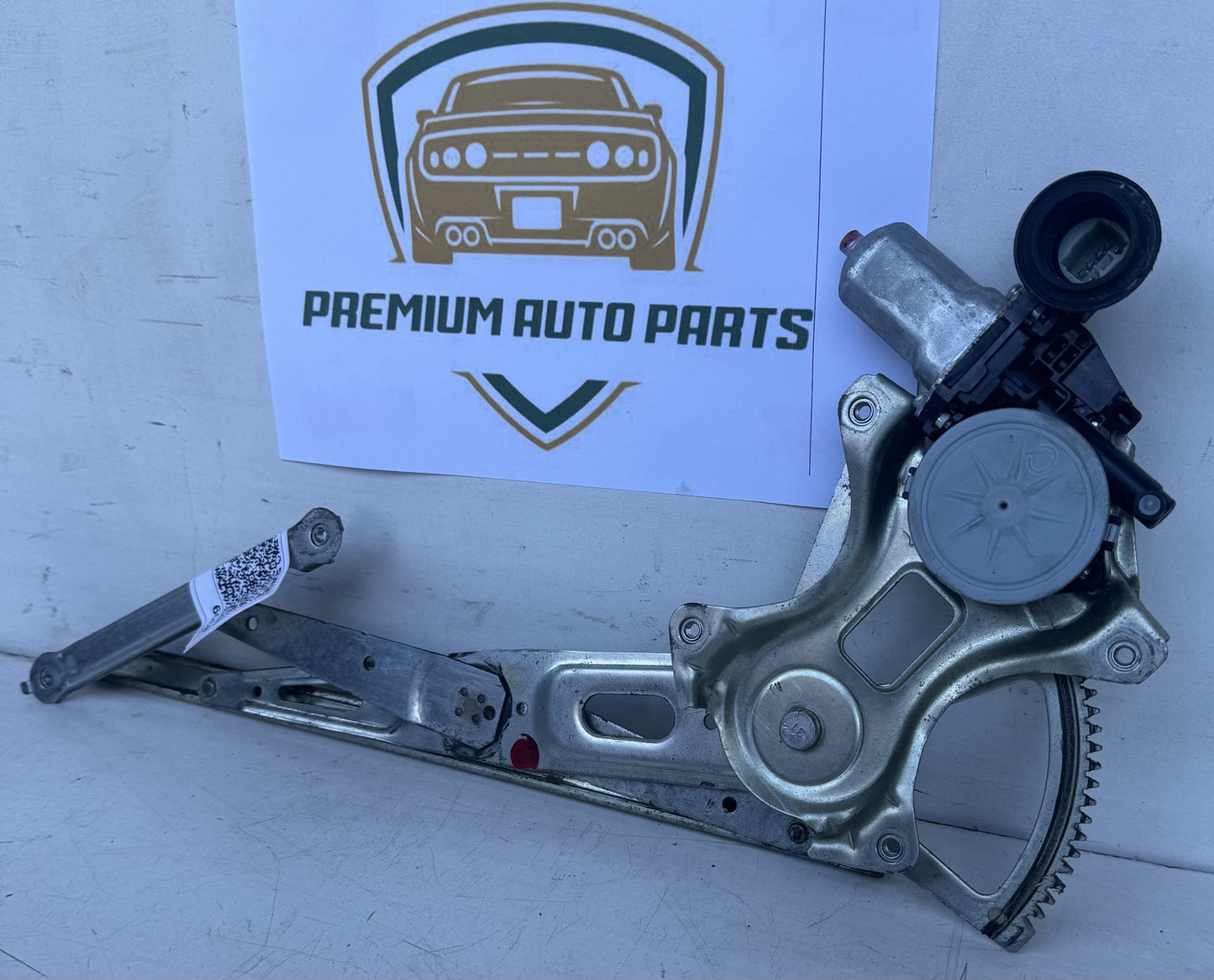 2007   Left Front Window Regulator/Motor