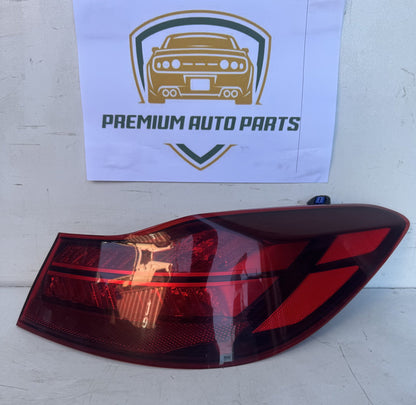 2020   Right Taillight