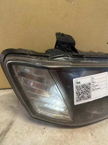 2010 Holden Commodore Commodore Right Headlight